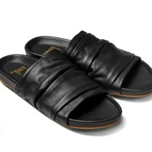 beek Minla Women's Black Leather Sandals size 6 never worn